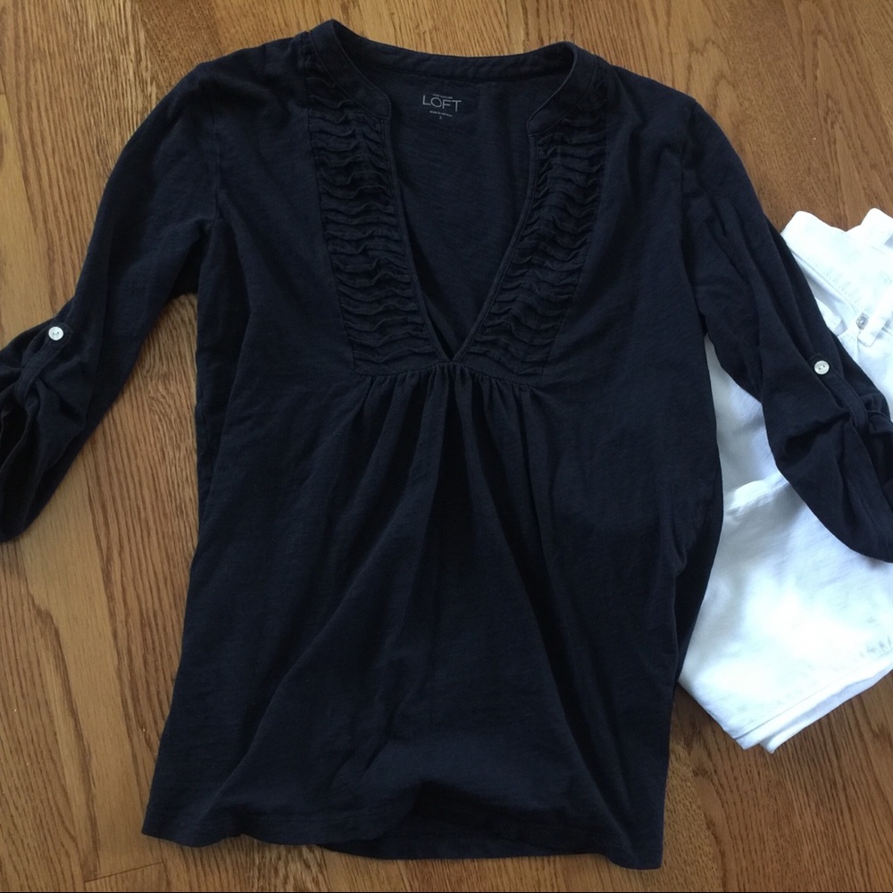 Ann Taylor LOFT navy shirt size small